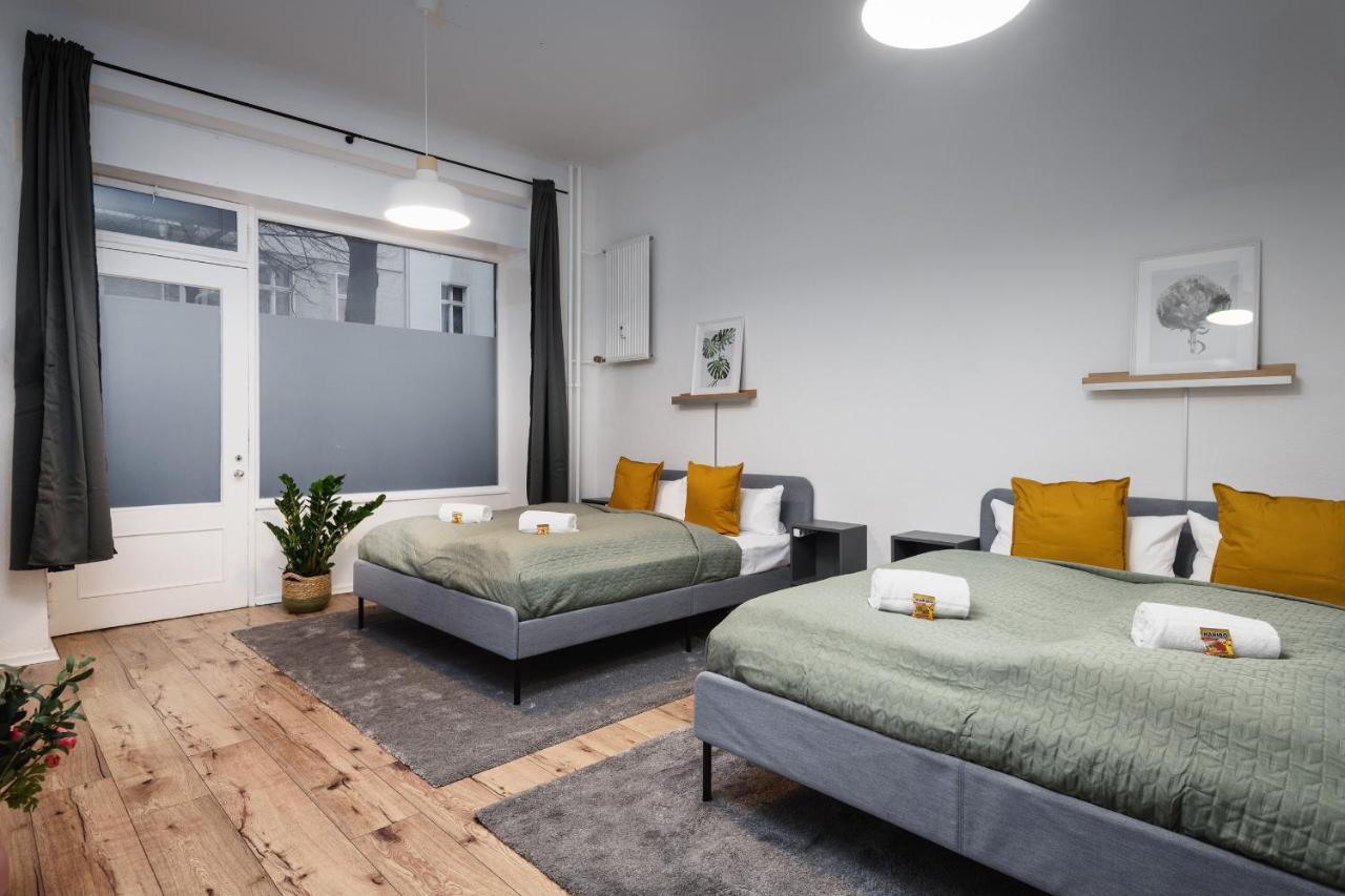 Super Zentral Super Schoener Altbau In Moabit Rostockerstrasse Im Herzen Von Berlin Fuer Bis Zu 6 Personen Exterior foto