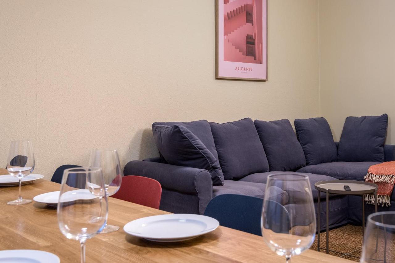 Super Zentral Super Schoener Altbau In Moabit Rostockerstrasse Im Herzen Von Berlin Fuer Bis Zu 6 Personen Exterior foto