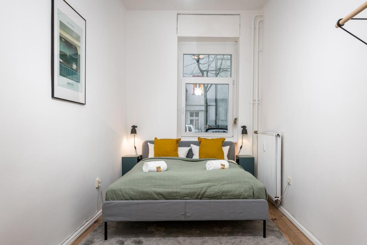 Super Zentral Super Schoener Altbau In Moabit Rostockerstrasse Im Herzen Von Berlin Fuer Bis Zu 6 Personen Exterior foto
